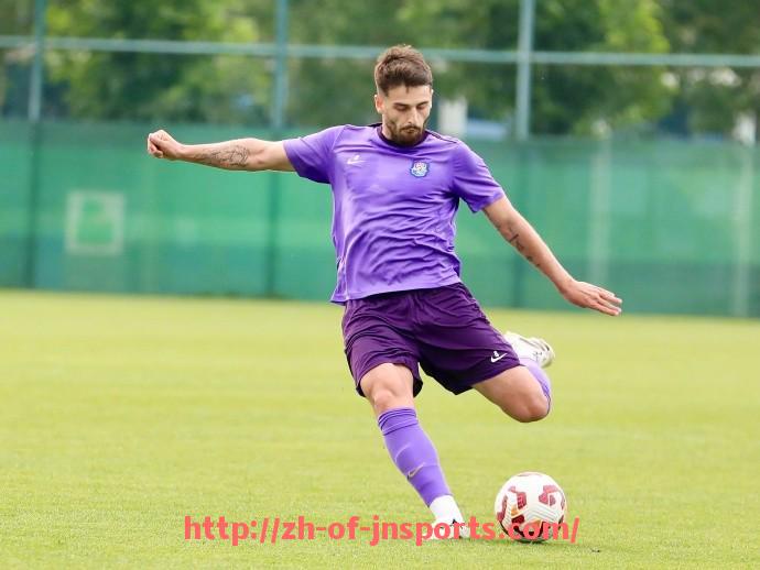 JN江南体育-法甲摩纳哥青训发展情况与年轻球员培养